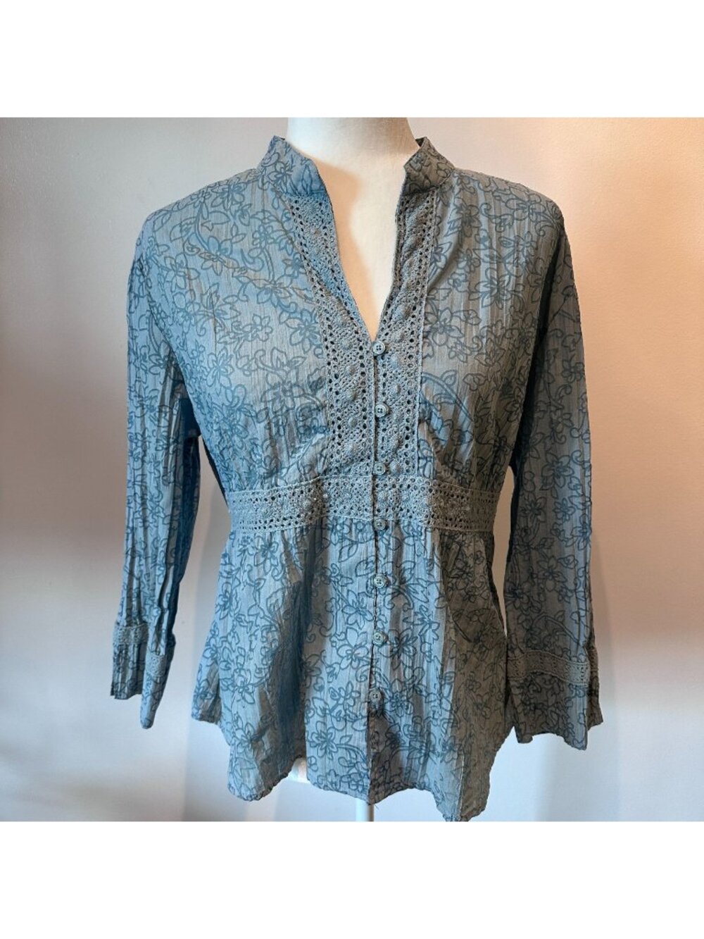 Cato Blue Floral Button-Up Blouse With Crochet Details Long Sleeves & Tie Back L